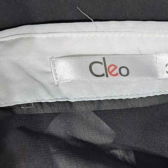 Black & White Sleeveless Knot Top – Plus (1X, 2X, 3X) - Picture 5 of 6